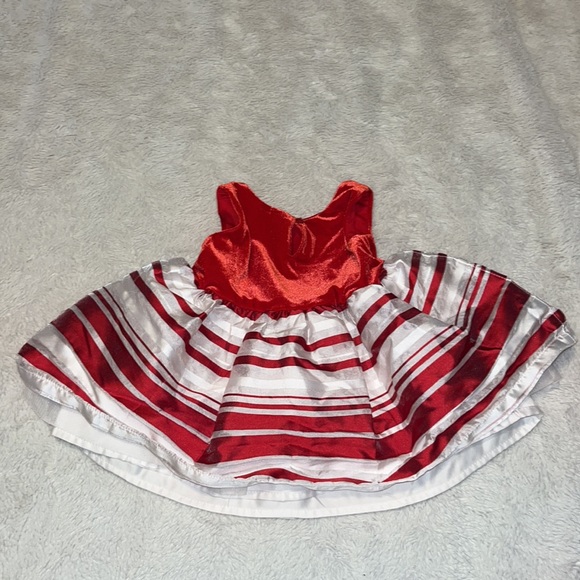 (2 for $10) the childrens place Christmas dress - Picture 4 of 5